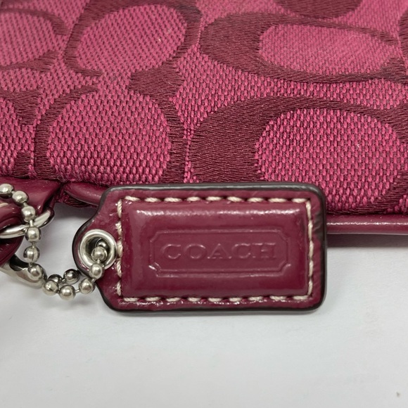 Coach Bag Womens Small Wristlet Red Burgundy Wine Signature Wallet Change Purse - Picture 3 of 7
